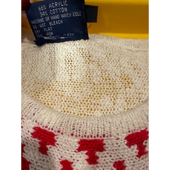 Vintage Knit‎ Red White Geometric Coogi Like Designer 1980s 70s Sweater Vest - Picture 8 of 10